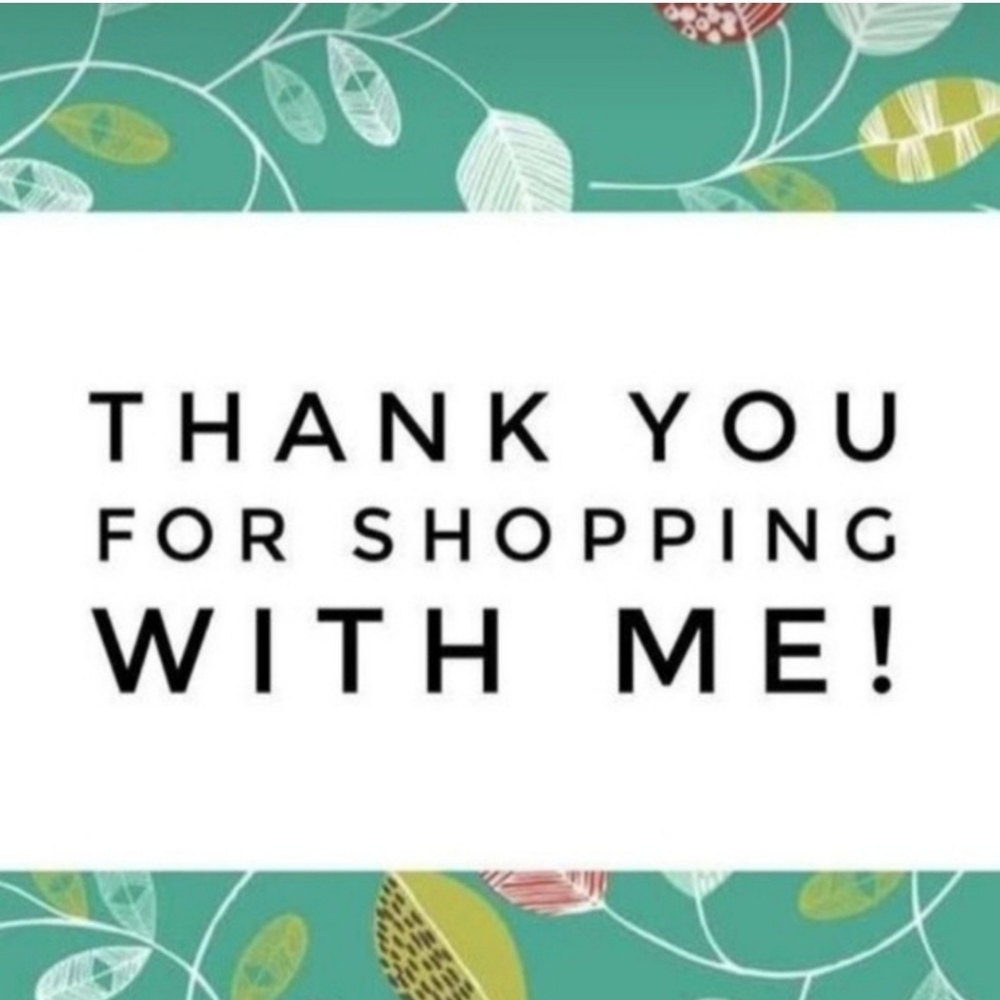 🚨@POSHLIKEABOSS Is Live NOW! COME Grab These DEALS, Say Hi Posh FAMILY💖 - Picture 9 of 17